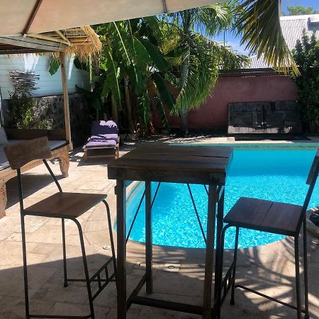 Apartament Studio Independant Dans Propriete Avec Piscine Et Wifi Saint-Gilles Les Bains Zewnętrze zdjęcie