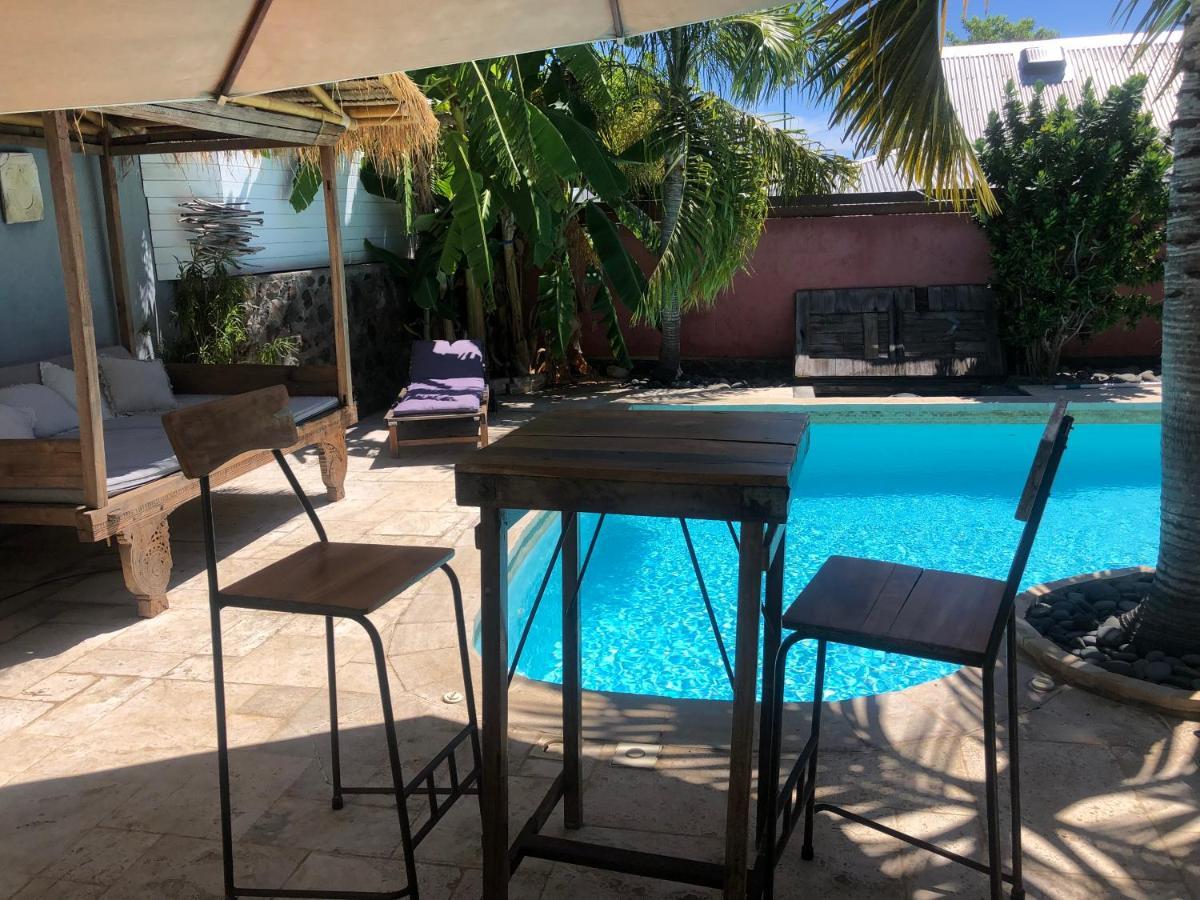 Apartament Studio Independant Dans Propriete Avec Piscine Et Wifi Saint-Gilles Les Bains Zewnętrze zdjęcie